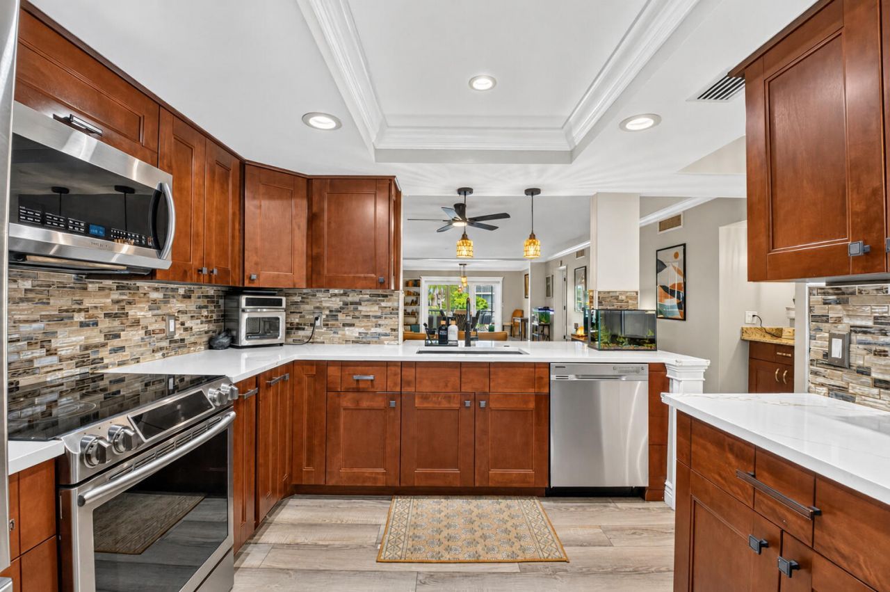 250 John F Kennedy Drive, Unit 208, Atlantis, FL 33462 Photo
