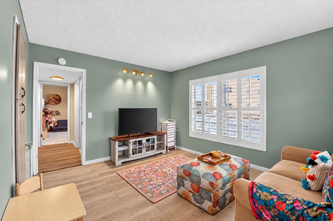 250 John F Kennedy Drive, Unit 208, Atlantis, FL 33462 Photo