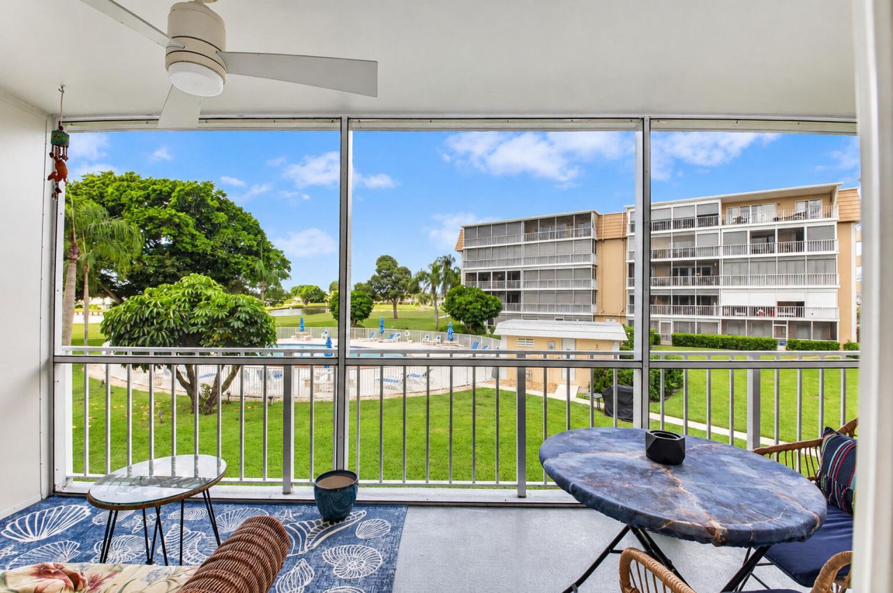 250 John F Kennedy Drive, Unit 208, Atlantis, FL 33462 Photo