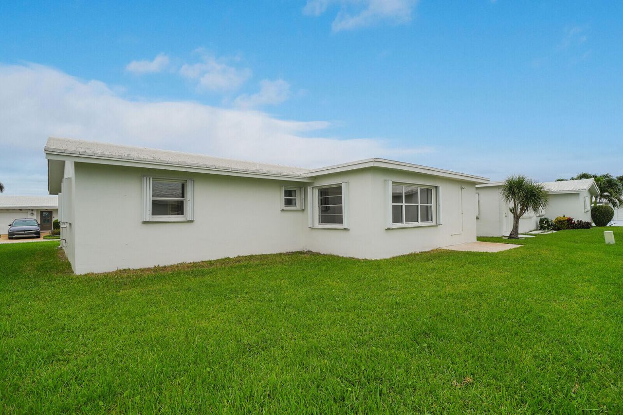 717 SW 15th Street, Boynton Beach, FL 33426 Photo