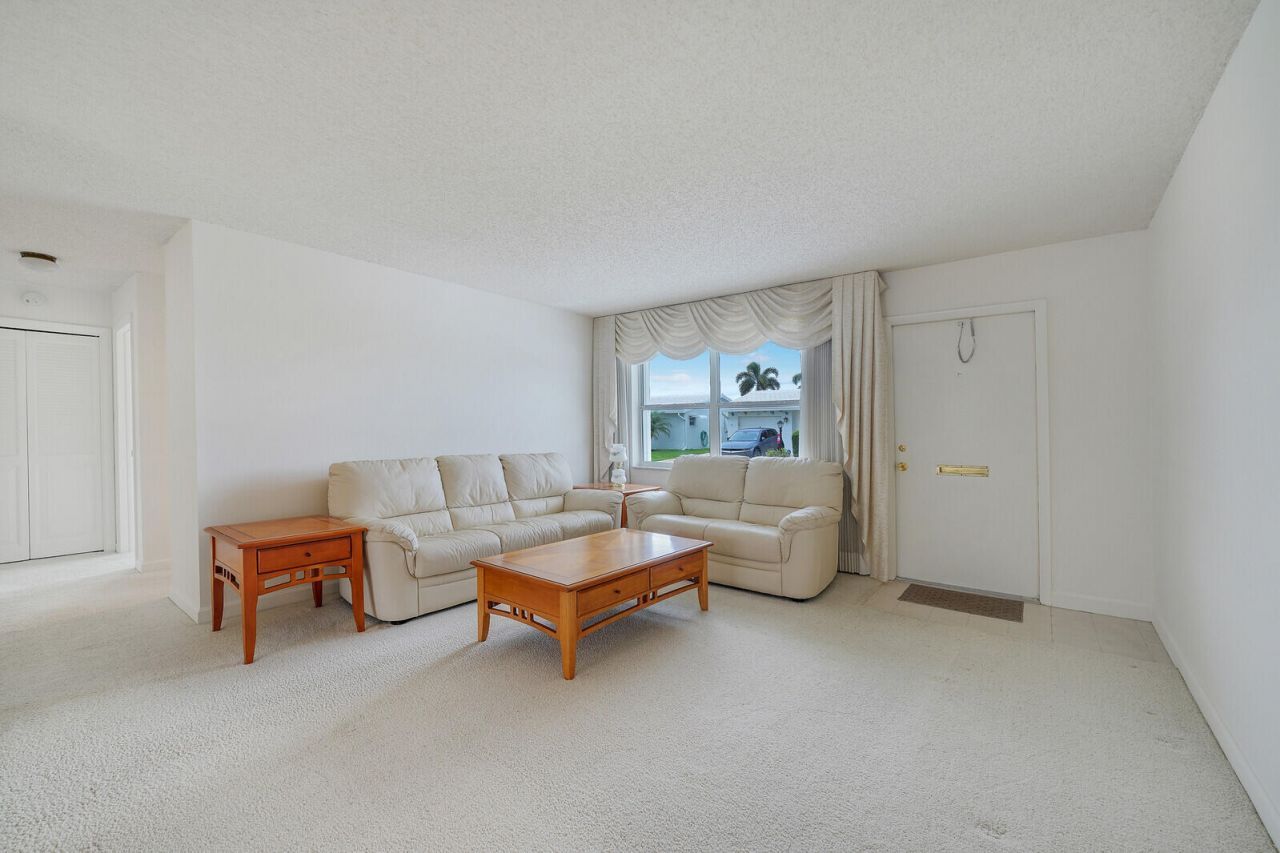 717 SW 15th Street, Boynton Beach, FL 33426 Photo