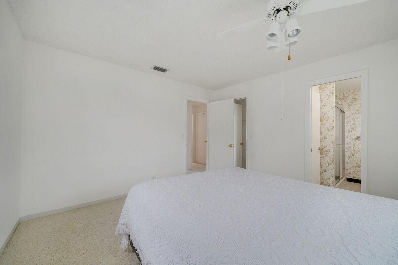 717 SW 15th Street, Boynton Beach, FL 33426 Photo