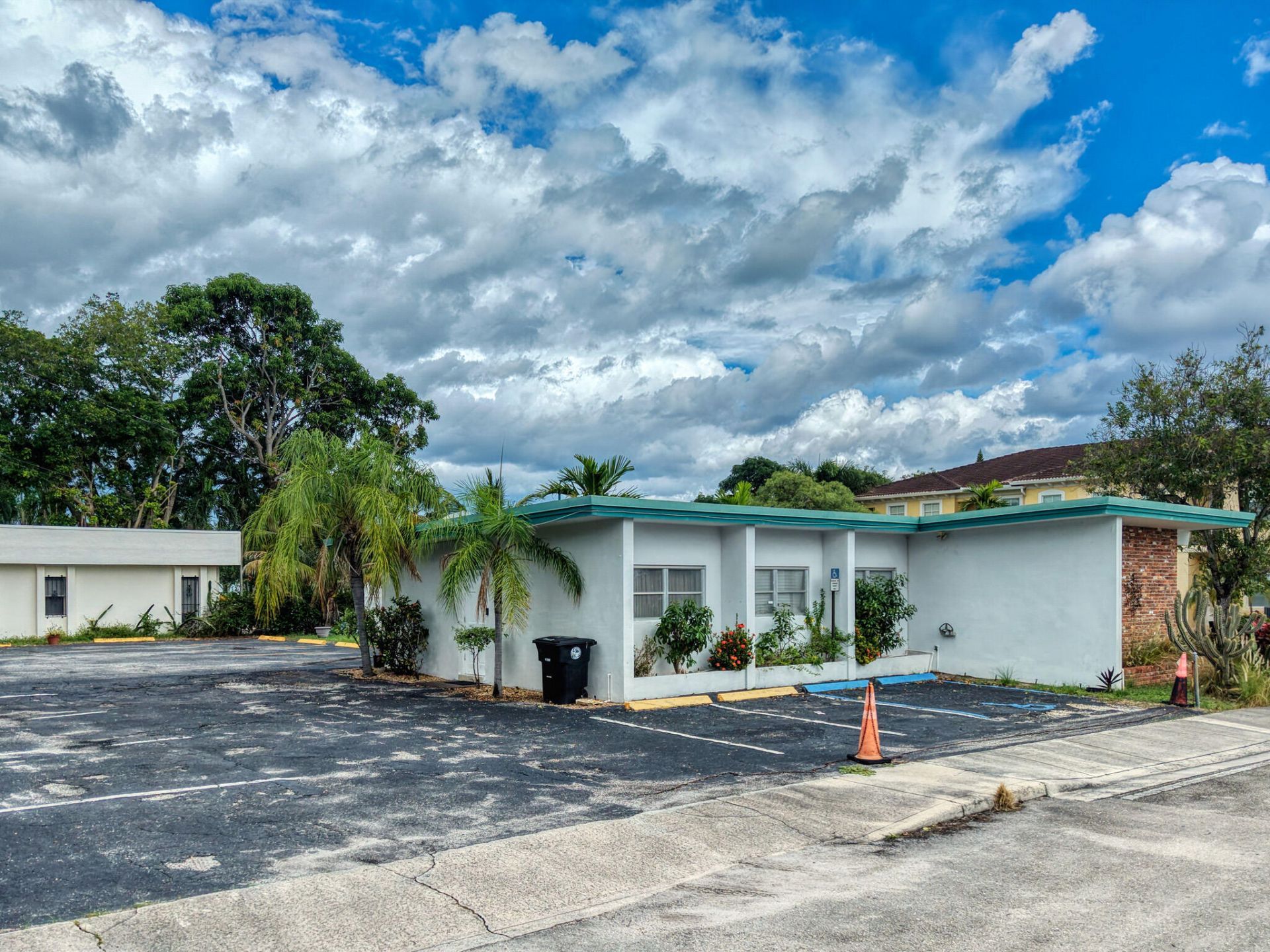 1601 N Federal Highway, Lake Worth Beach, FL 33460 Photo