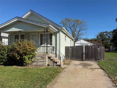 21730 Nevada Avenue , Eastpointe, Mi 48021