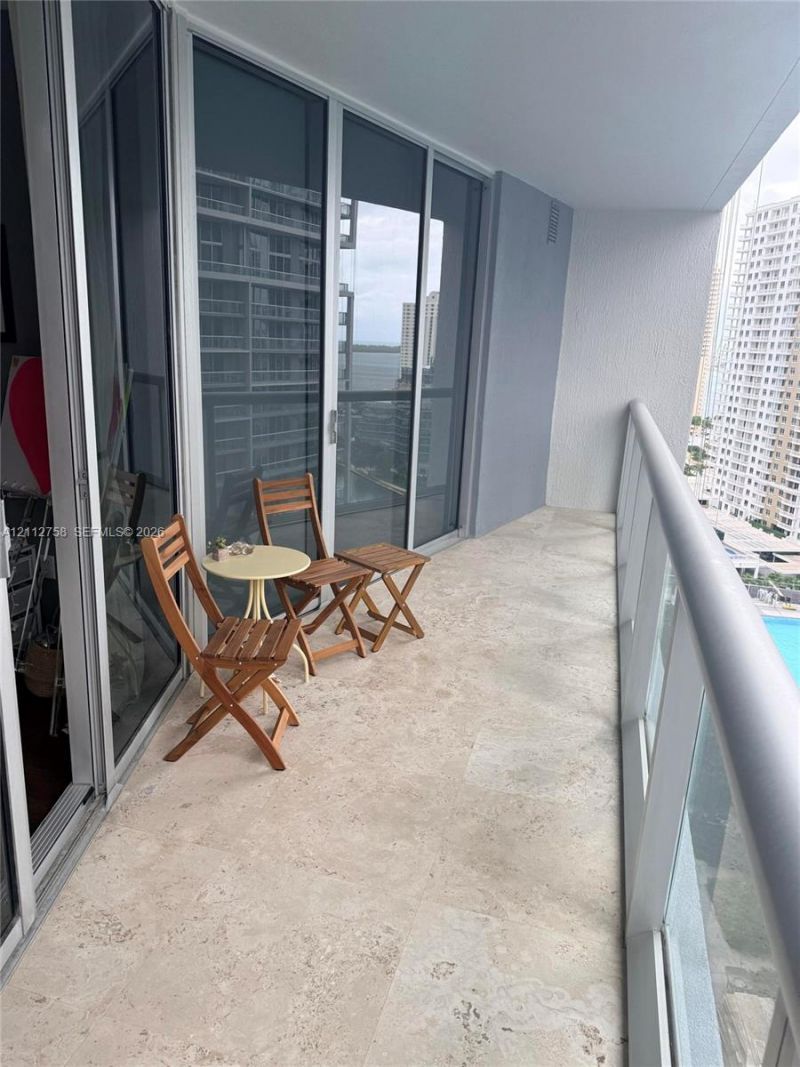 475 Brickell Ave , Unit 2011, Miami, FL 33131 Photo