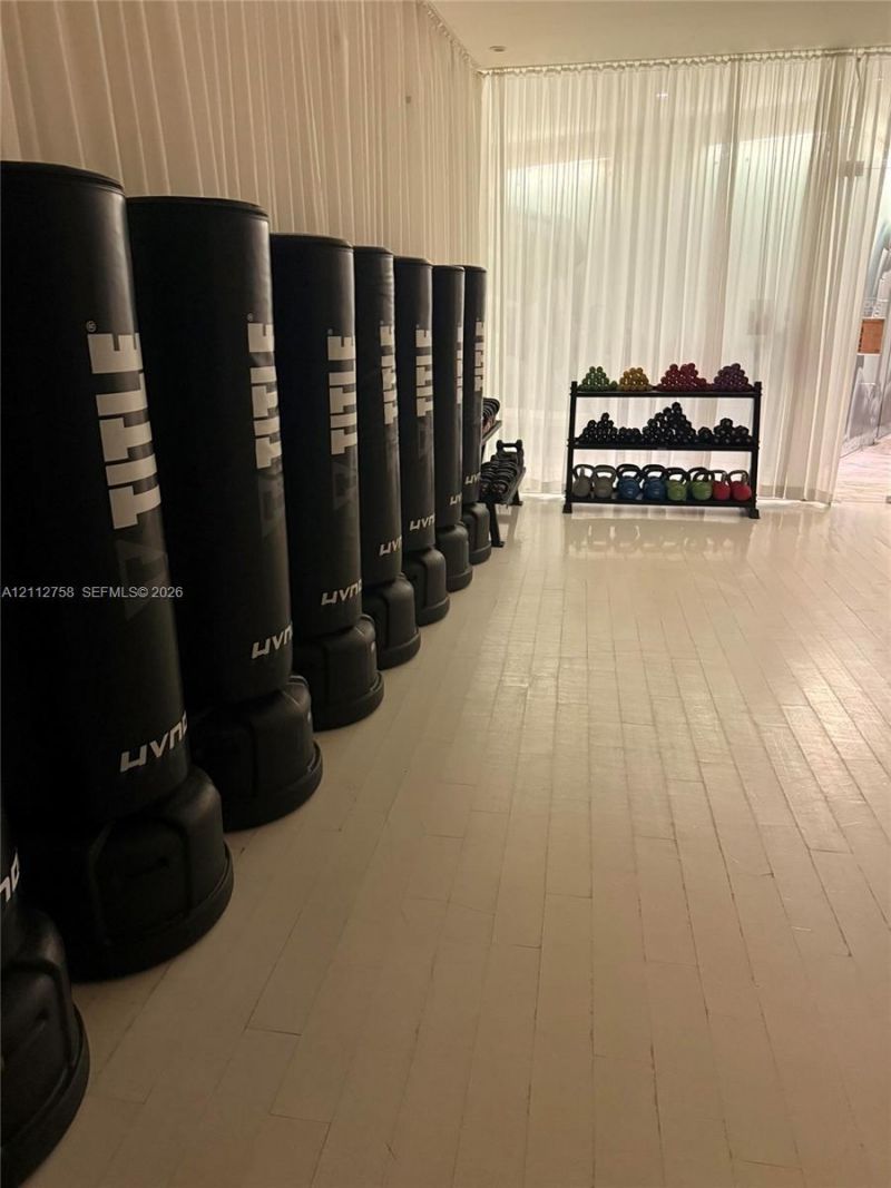 475 Brickell Ave , Unit 2011, Miami, FL 33131 Photo