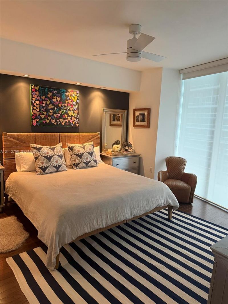 475 Brickell Ave , Unit 2011, Miami, FL 33131 Photo