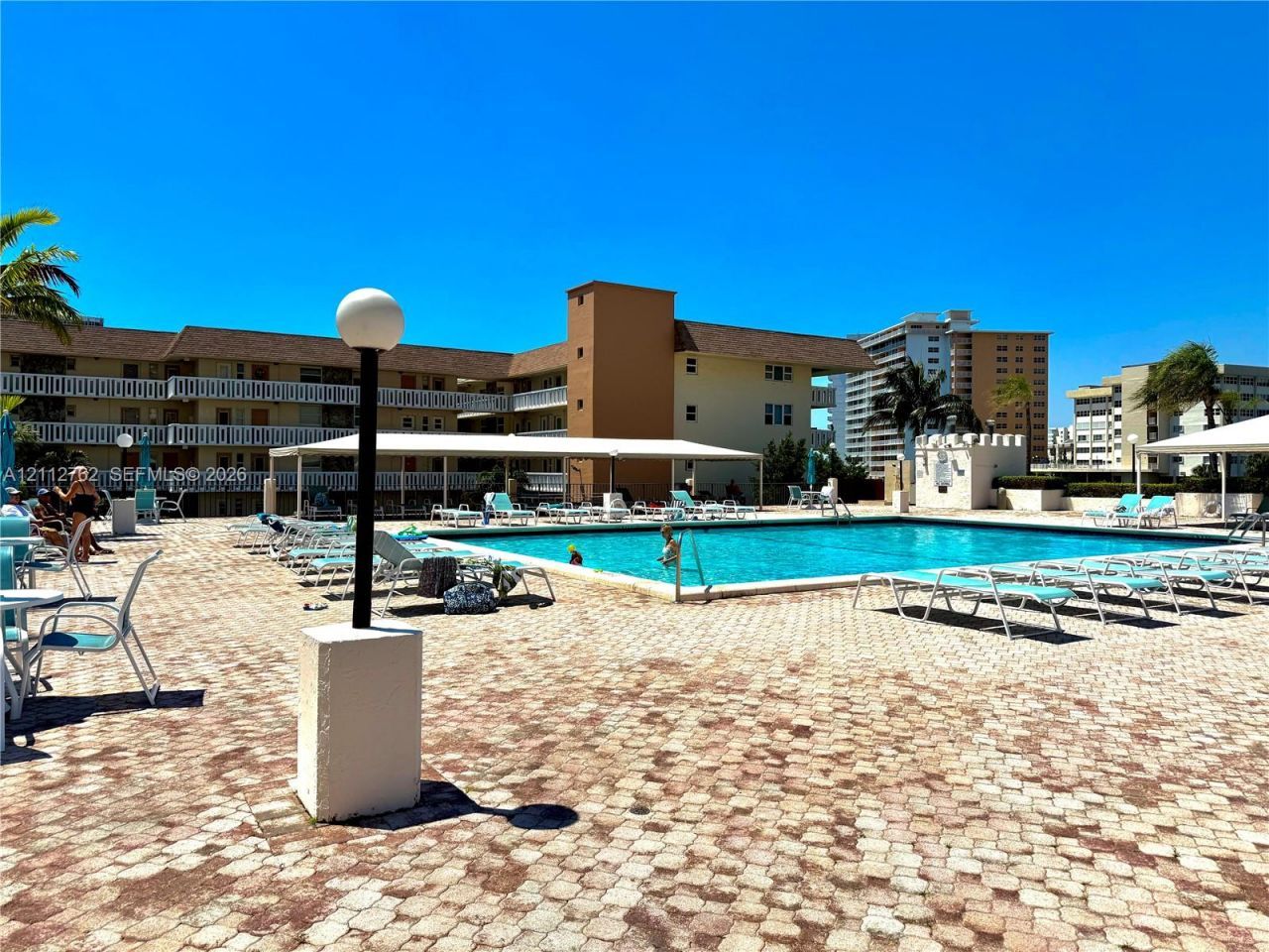 1865 S Ocean Dr , Unit 8I, Hallandale Beach, FL 33009 Photo