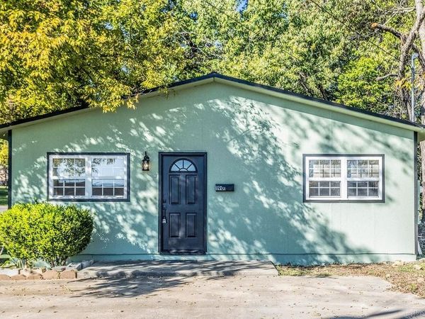 1901 Neeley Street , Batesville, AR 72501