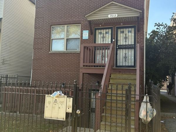 7012 S Dorchester Avenue , Chicago, IL 60637