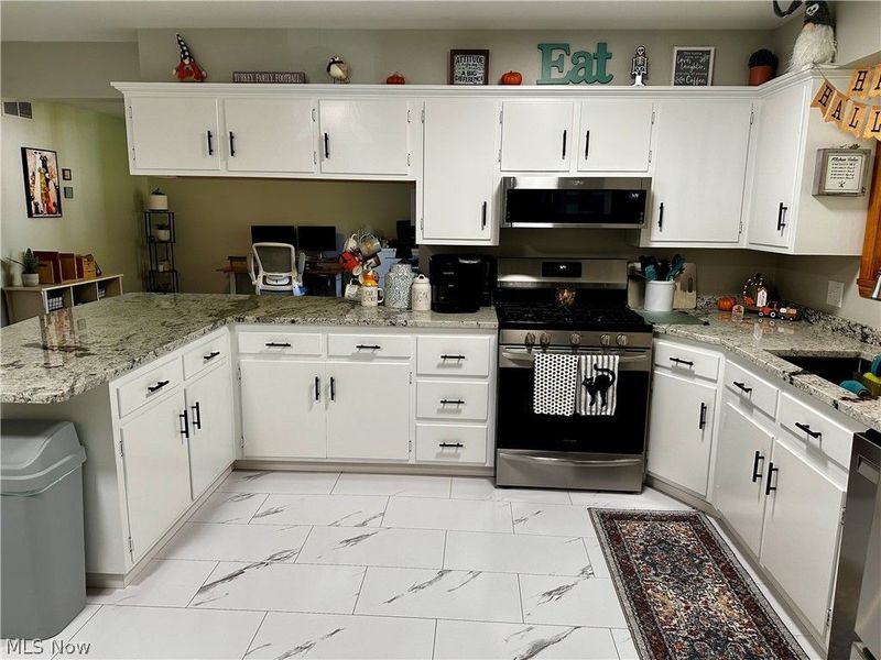 2788 Hoffman Circle NE, Warren, OH 44483 Photo 11