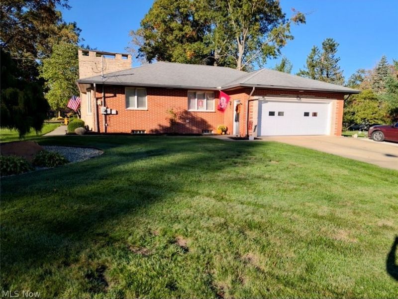 2788 Hoffman Circle NE, Warren, OH 44483 Photo 3