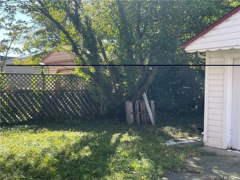 1622 Winchester Avenue , Lakewood, OH 44107 Photo 6