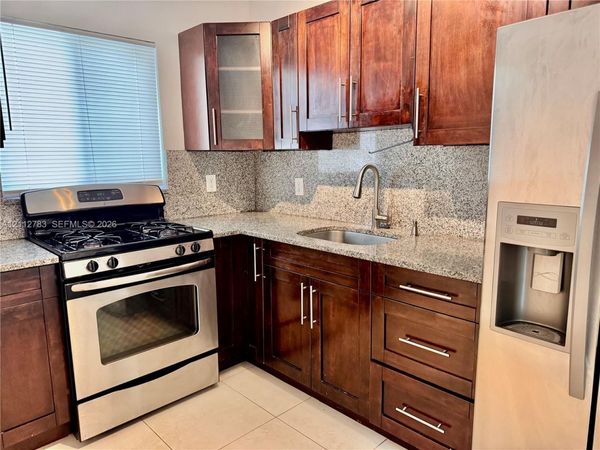 2140 Calais Dr , Unit B, Miami Beach, FL 33141
