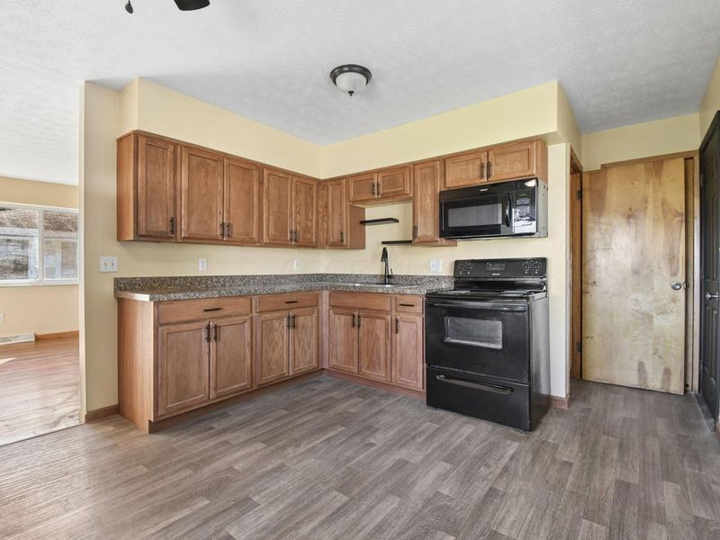 947 S Waverly Street , Unit 947, Columbus, OH 43227 Photo 16