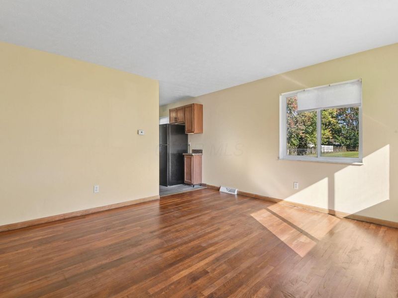 947 S Waverly Street , Unit 947, Columbus, OH 43227 Photo 5
