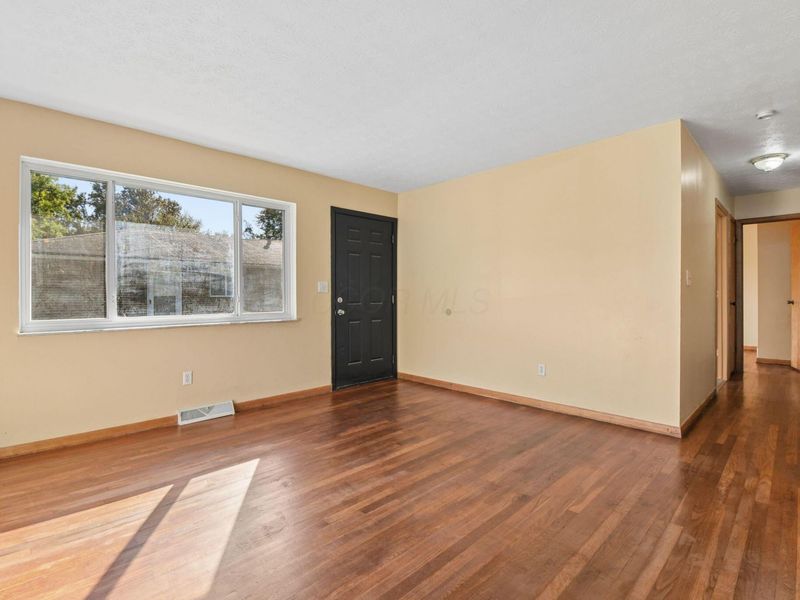 947 S Waverly Street , Unit 947, Columbus, OH 43227 Photo 6