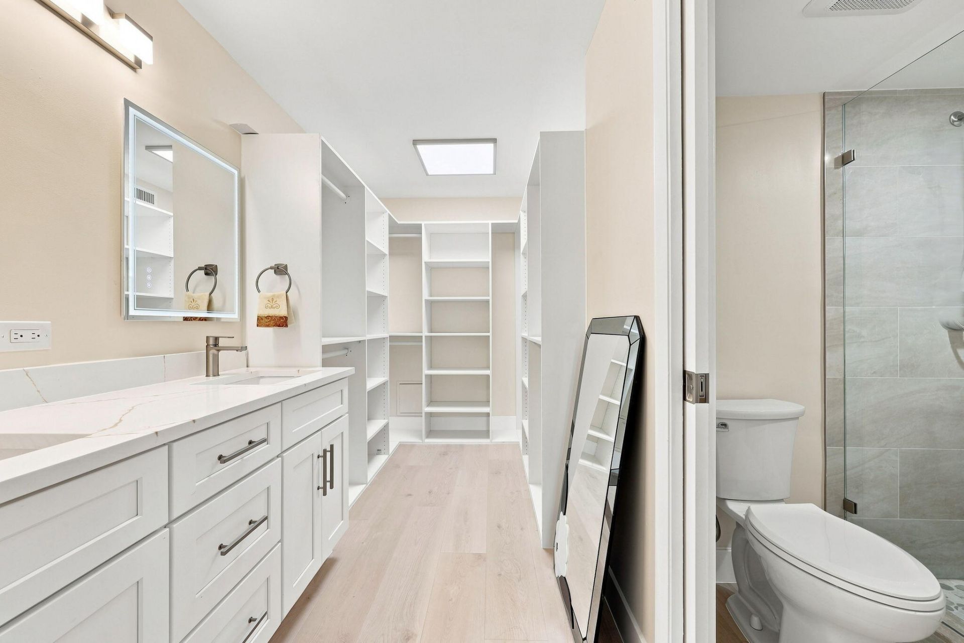 15456 Pembridge Drive, Unit 111, Delray Beach, FL 33484 Photo