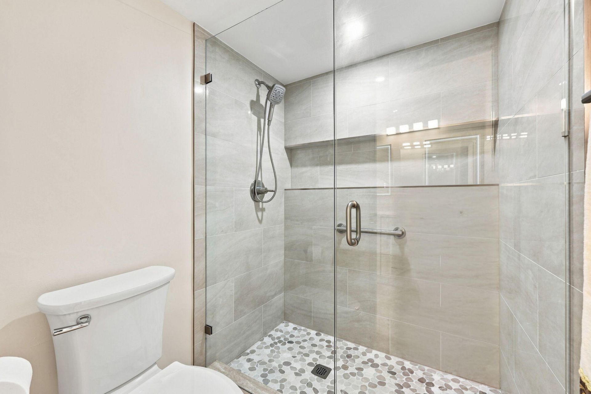 15456 Pembridge Drive, Unit 111, Delray Beach, FL 33484 Photo