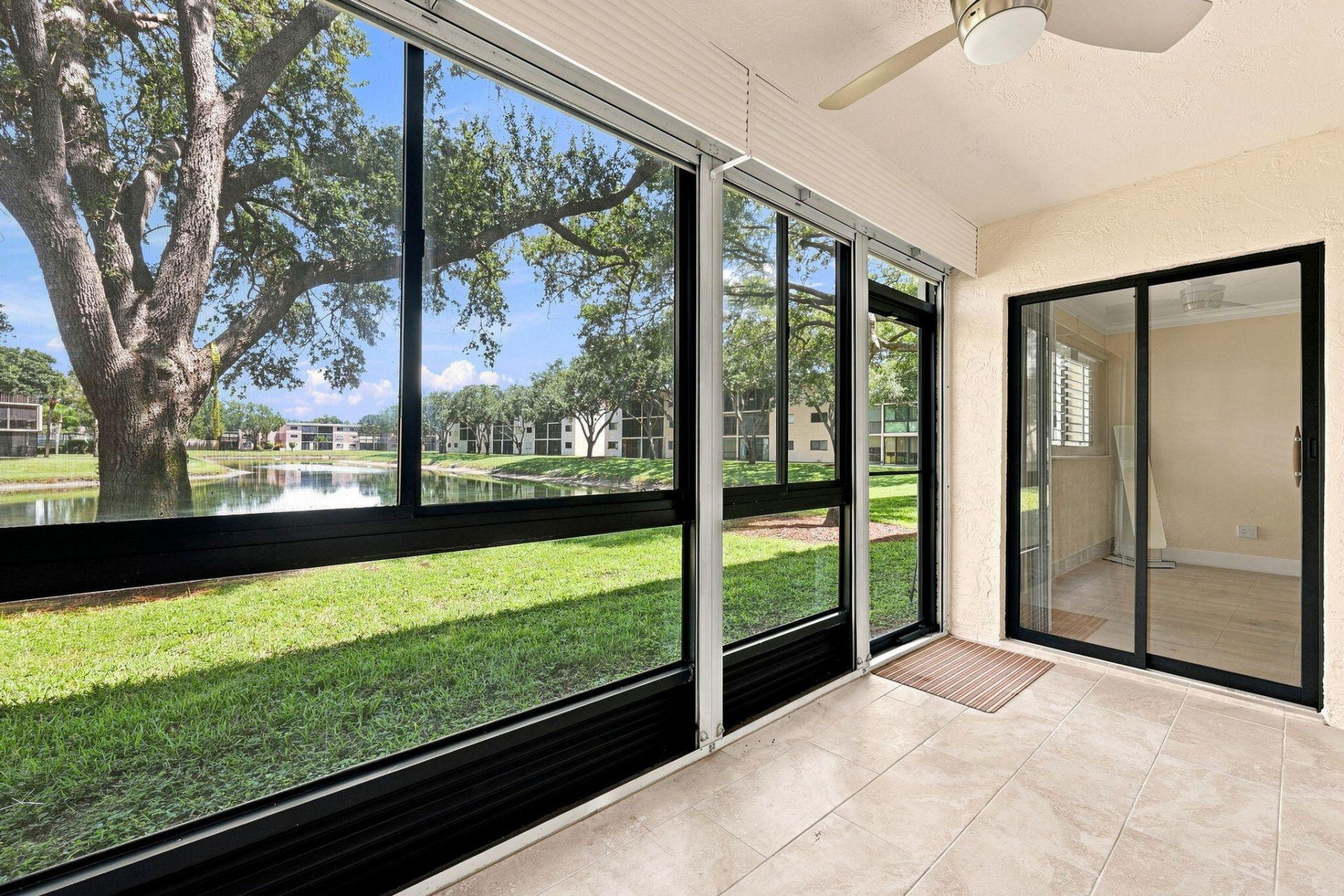 15456 Pembridge Drive, Unit 111, Delray Beach, FL 33484 Photo