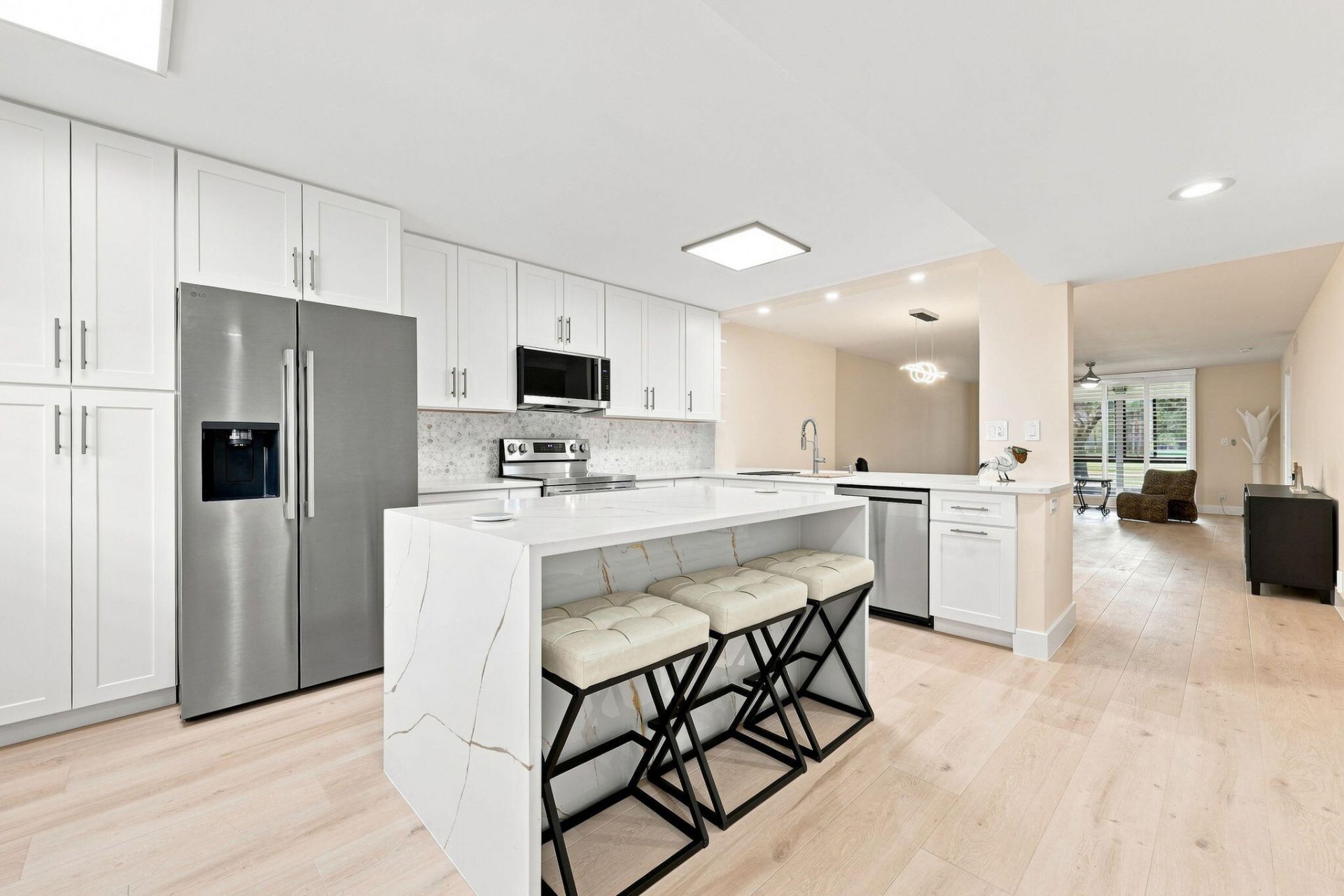 15456 Pembridge Drive, Unit 111, Delray Beach, FL 33484 Photo