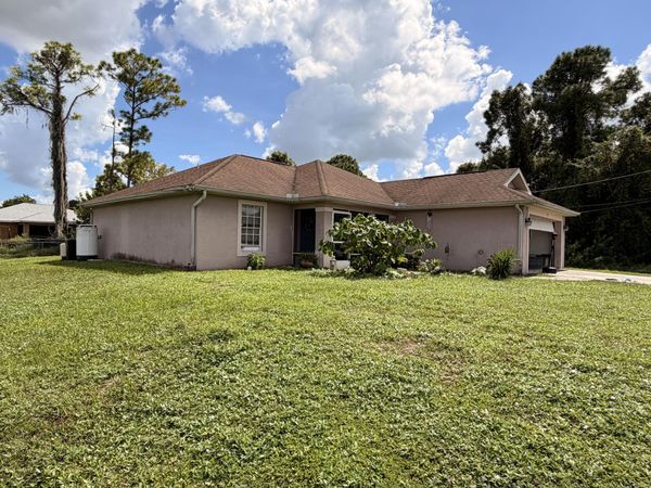 51 HAZEL Avenue S, Lehigh Acres, FL 33976