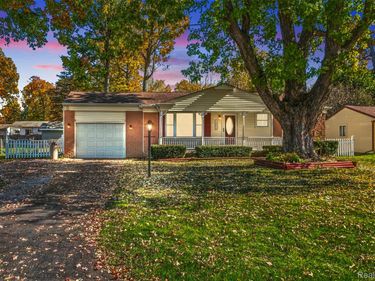 4285 Ashlawn Drive , Flint Township, Mi 48507