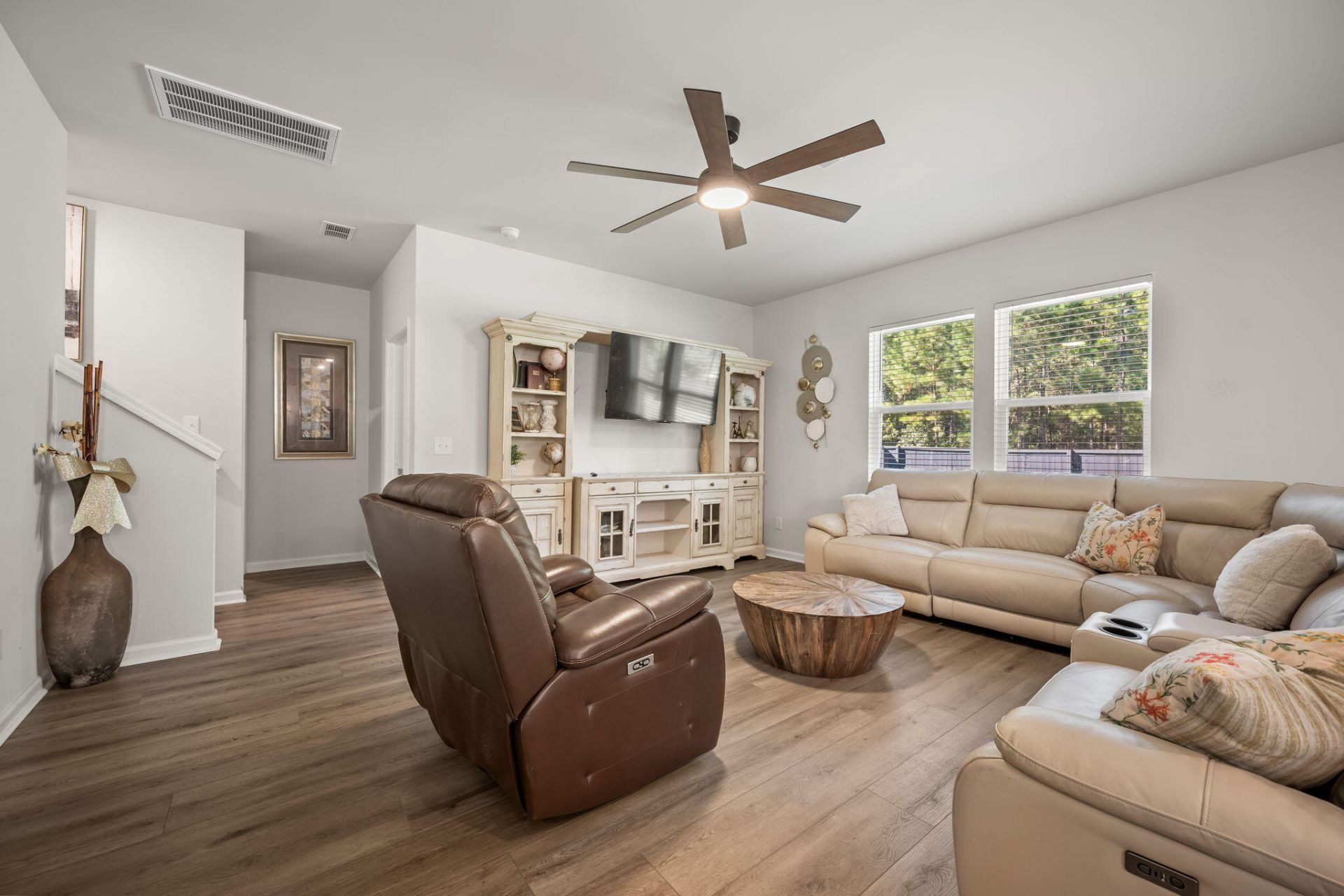 187 W Bradford Pointe Drive Photo 18