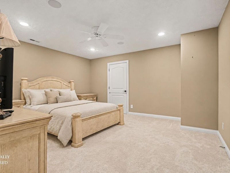 7491 Country Brook Court, Clearcreek Township, OH 45066 Photo 16
