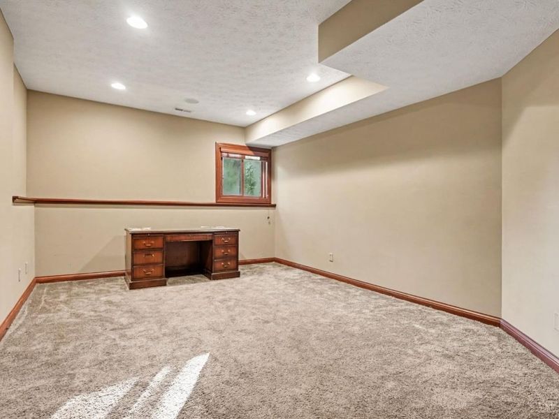 7491 Country Brook Court, Clearcreek Township, OH 45066 Photo 27