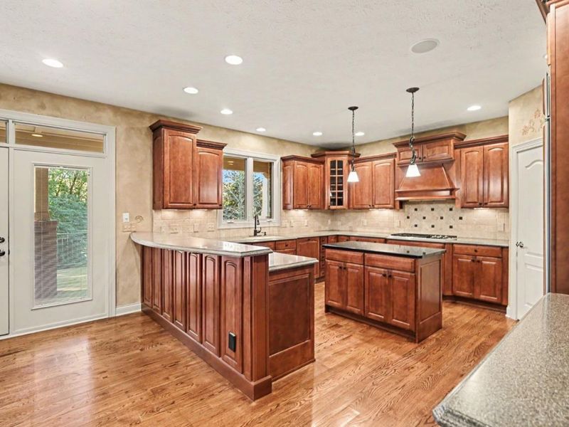 7491 Country Brook Court, Clearcreek Township, OH 45066 Photo 7