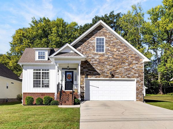 285 Grove Avenue, Cleveland, TN 37311