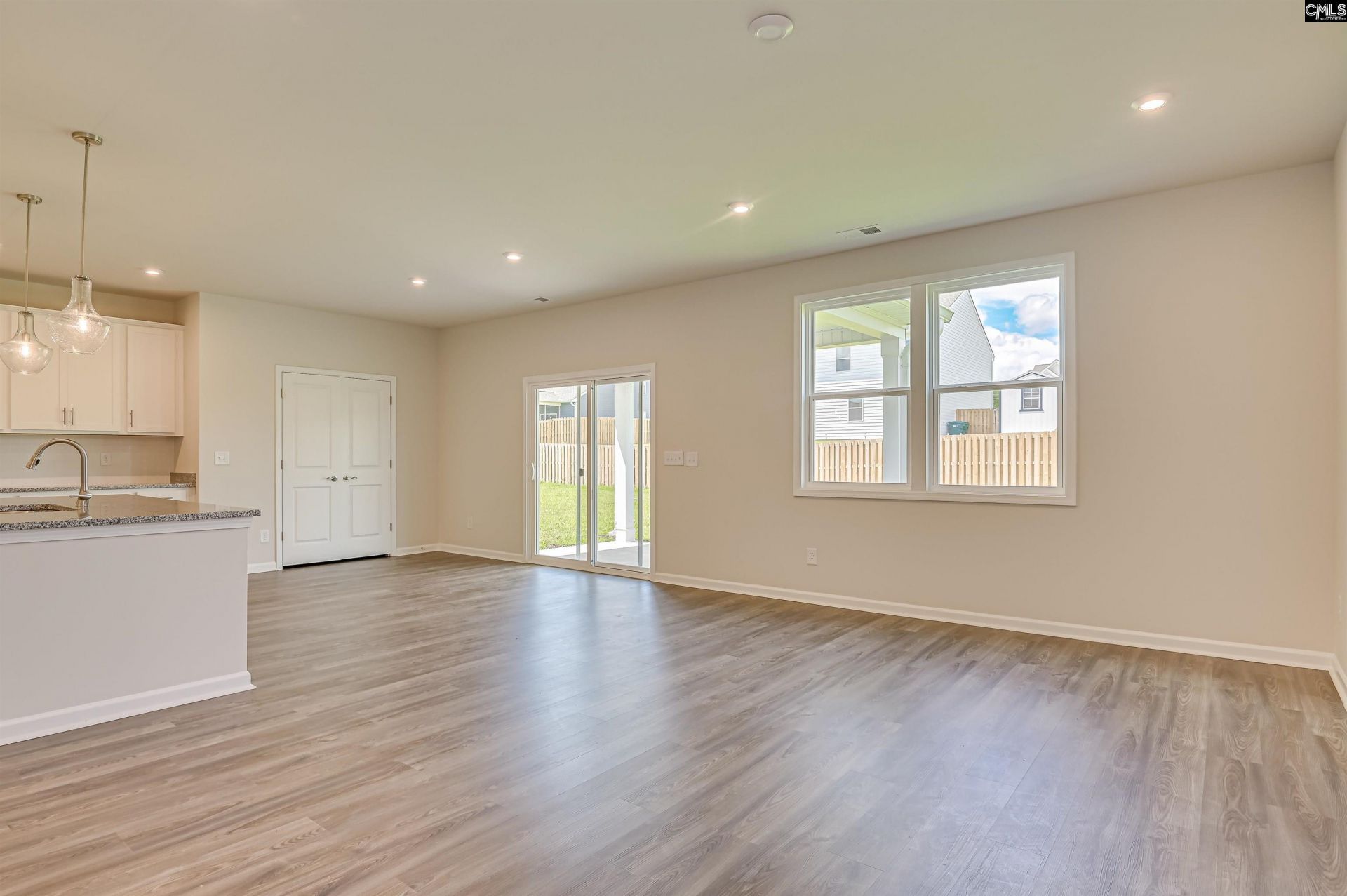 231 Engineer Lane Photo 4