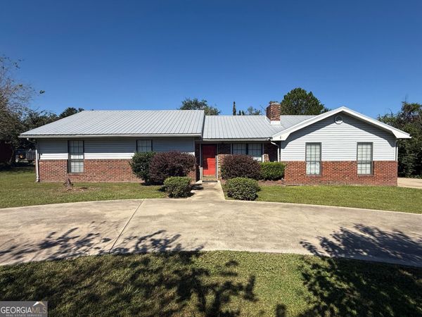 3427 Meadow Lane, Waycross, GA 31503