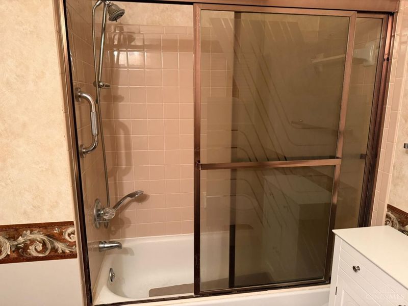 7220 Creekview Drive, Unit 2, Colerain Township, OH 45247 Photo 15