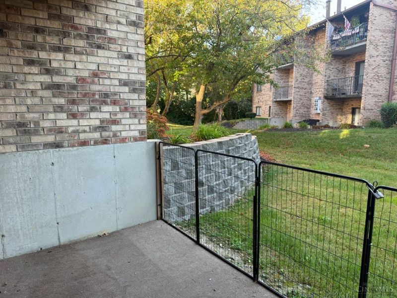 7220 Creekview Drive, Unit 2, Colerain Township, OH 45247 Photo 22