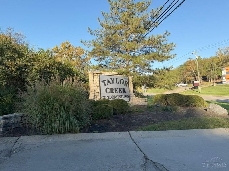 7220 Creekview Drive, Unit 2, Colerain Township, OH 45247 Photo 25