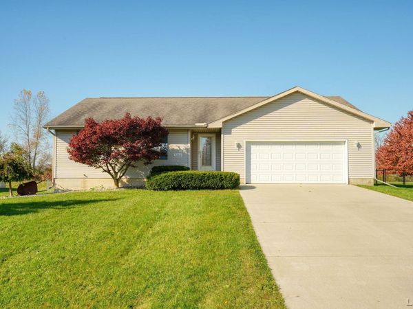 3250 W Northmor , Adrian, MI 49221