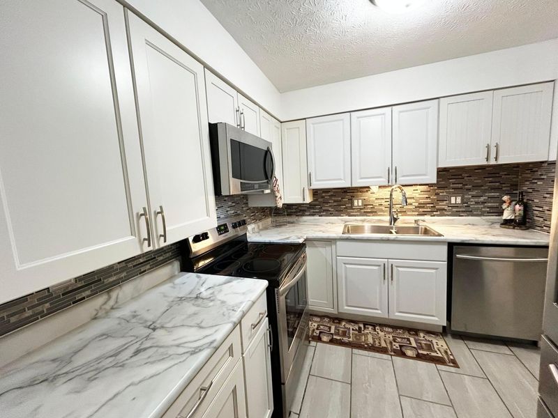 5353 Portland Street, Unit 104, Columbus, OH 43235 Photo 16