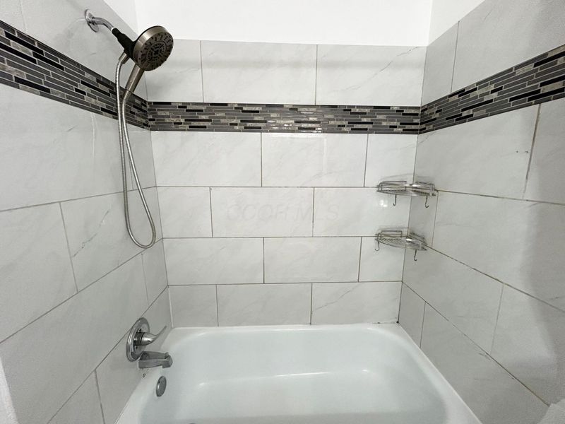 5353 Portland Street, Unit 104, Columbus, OH 43235 Photo 20