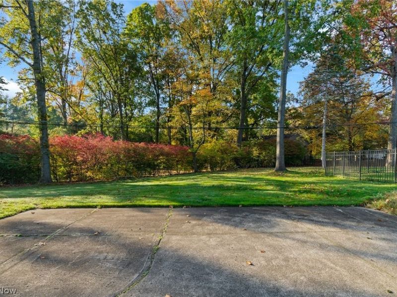 244 Cordelia Street SW, North Canton, OH 44720 Photo 32