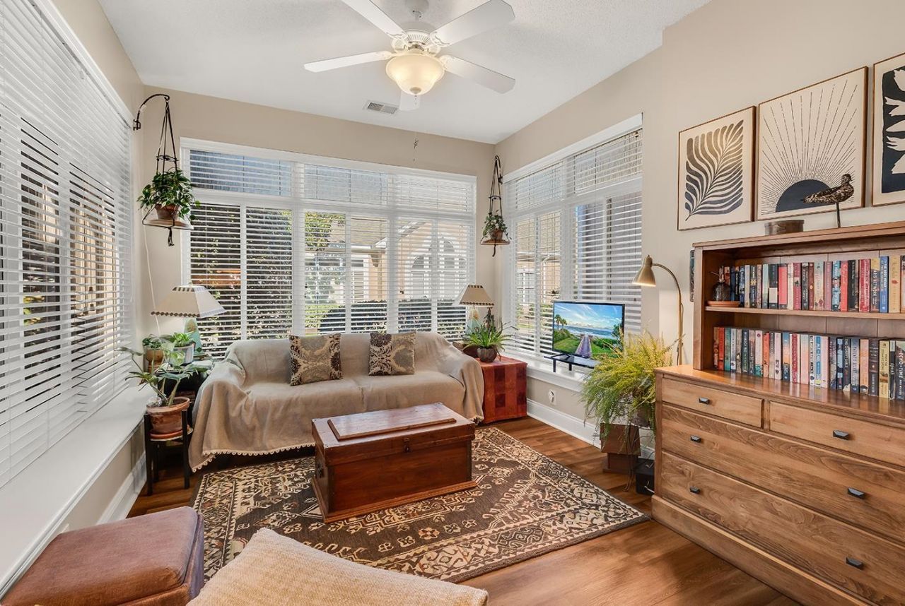 1433 Saint Thomas Circle Photo 10