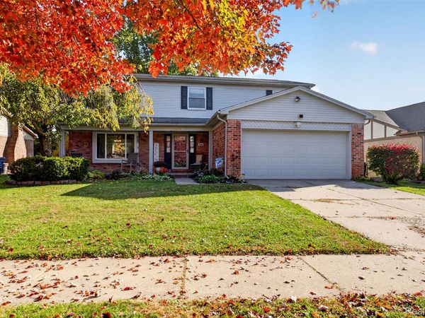 7660 Embassy Drive , Canton Township, Mi 48187