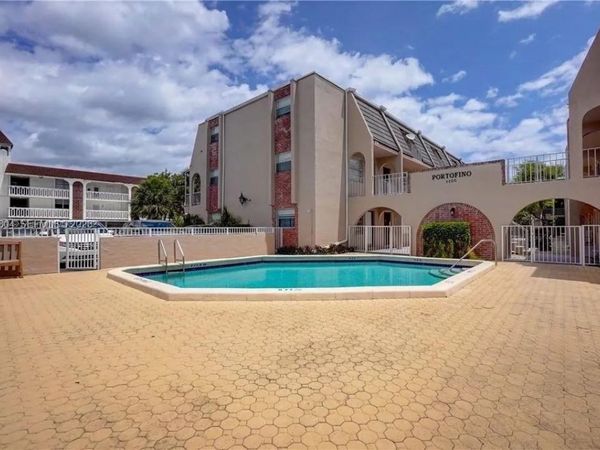 1100 SE 4th Ave , Unit 30, Deerfield Beach, FL 33441