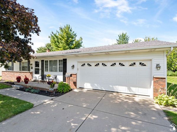 1341 John L Drive, Monroe, MI 48162