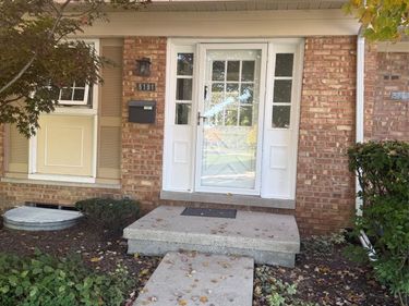 5191 BUCKINGHAM , Troy, Mi 48098