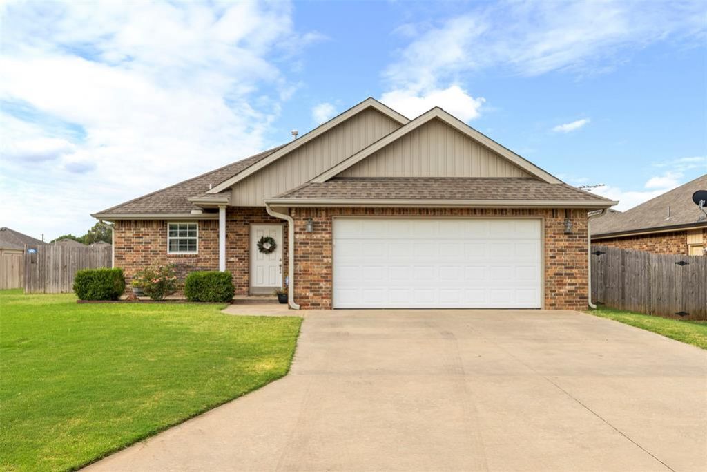 1905 Rain Tree Drive, Shawnee, OK 74804 Main Photo