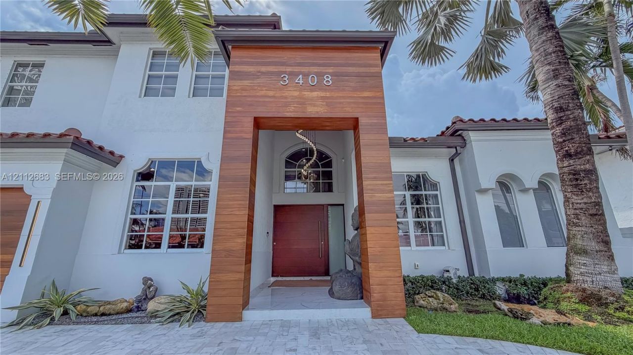 3408 NE 169th St, North Miami Beach, FL 33160 Photo