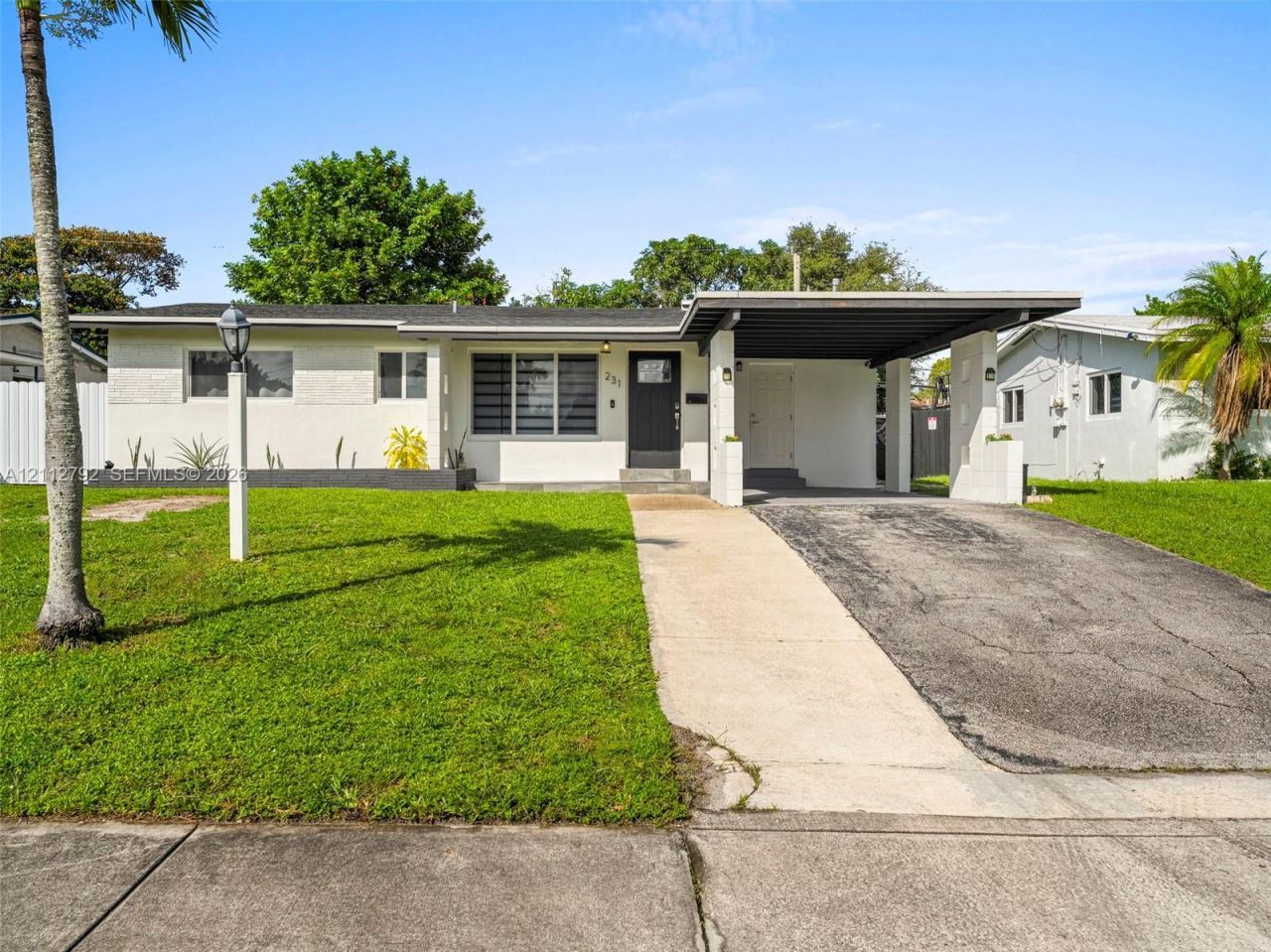 231 SW 28th Ter, Fort Lauderdale, FL 33312 Photo