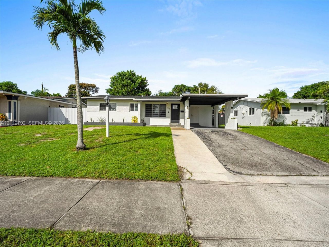231 SW 28th Ter, Fort Lauderdale, FL 33312 Photo